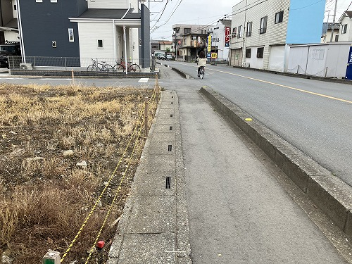 前面道路含む現地写真