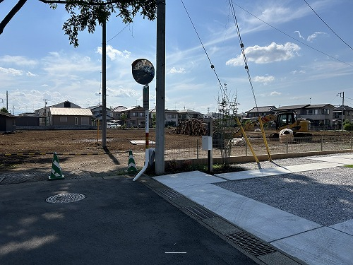 前面道路含む現地写真